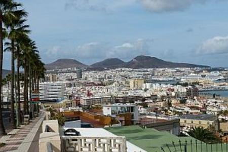 Gran Canaria, Mädchen für alles