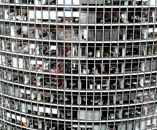 Hochhaus mit Büros