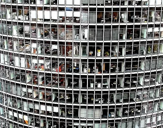 Hochhaus mit Büros